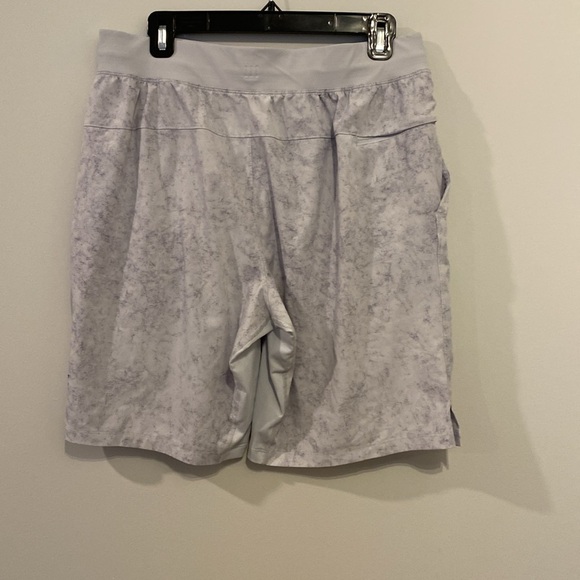 Men’s Gray Lululemon Shorts - Picture 3 of 5